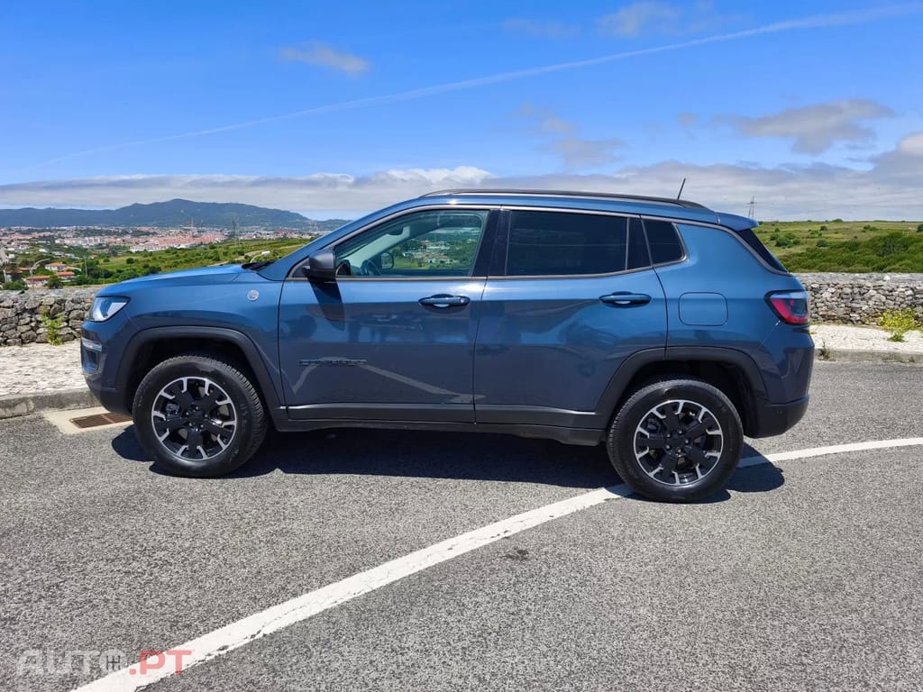 Jeep Compass 1.3 TG 4Xe Trailhawk