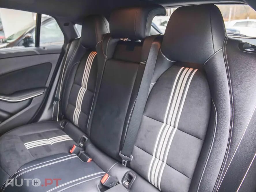 Mercedes-Benz CLA 180 d Shooting Brake AMG Line