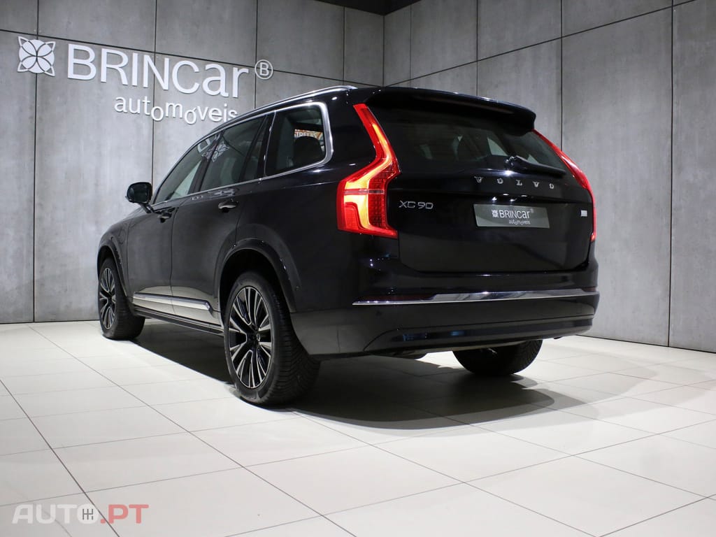 Volvo XC90 2.0 T8 PHEV Core AWD