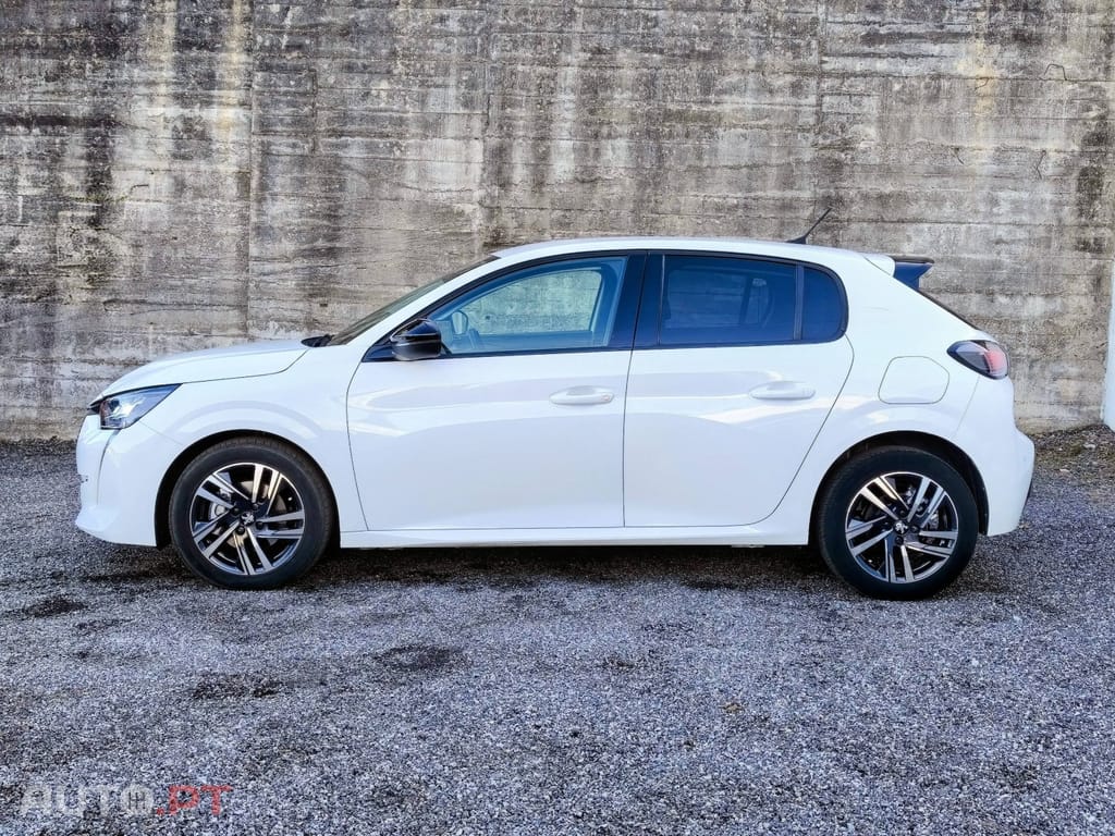Peugeot 208 PureTech 100 EAT8 Allure