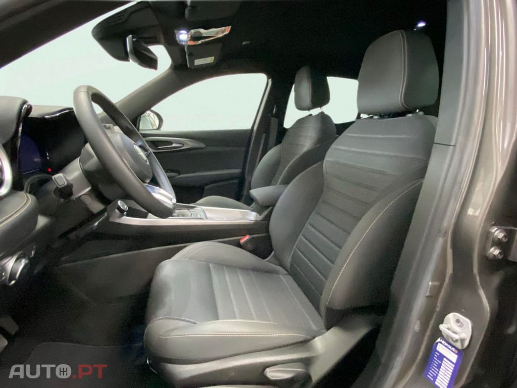 Alfa Romeo Tonale 1.3 Plug-In Hybrid Sprint e-AWD