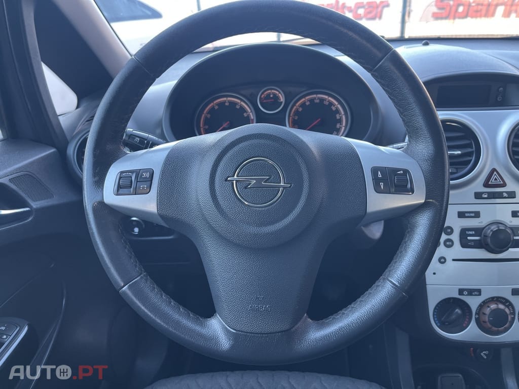 Opel Corsa 1.2 Enjoy