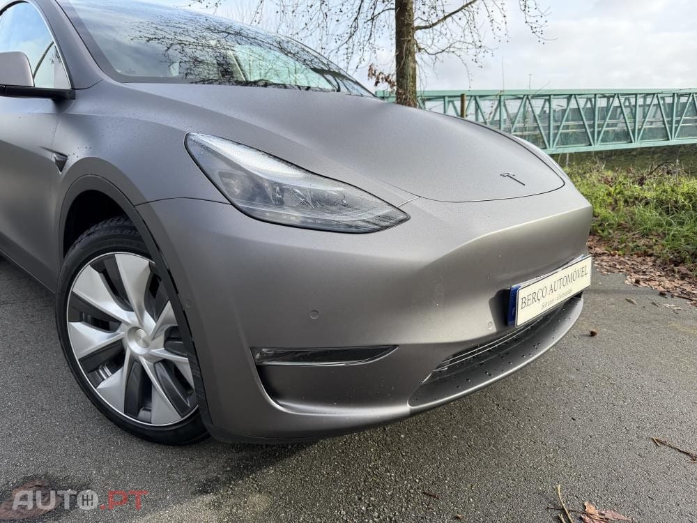 Tesla Model Y Long Range Dual Motor AWD