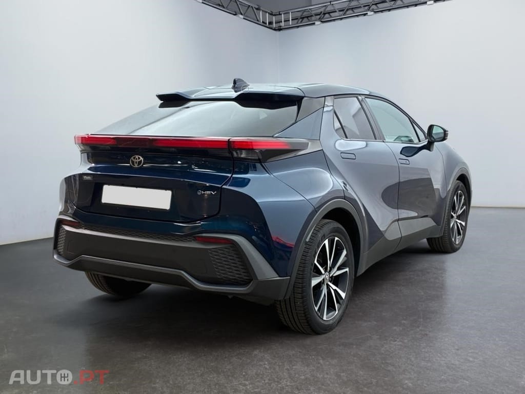 Toyota C-HR 2.0 Hybrid Design