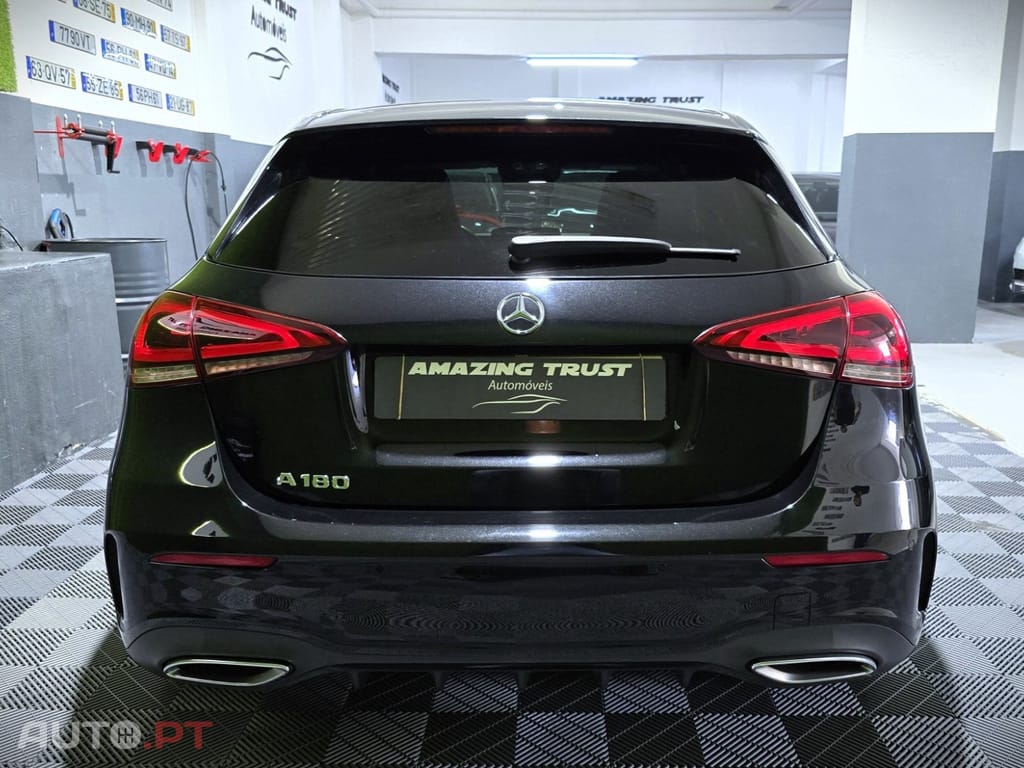 Mercedes-Benz A 180 7G-DCT AMG Line