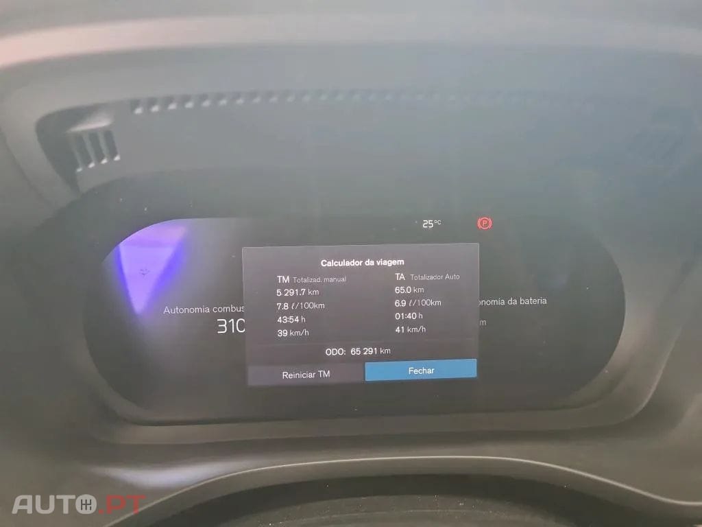 Volvo XC60 2.0 T6 PHEV Plus Dark AWD