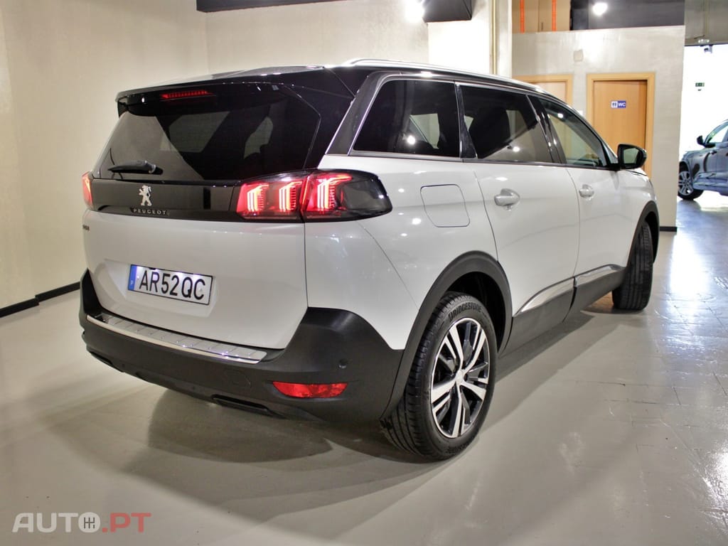 Peugeot 5008 1.5 BlueHDi Allure Pack EAT8
