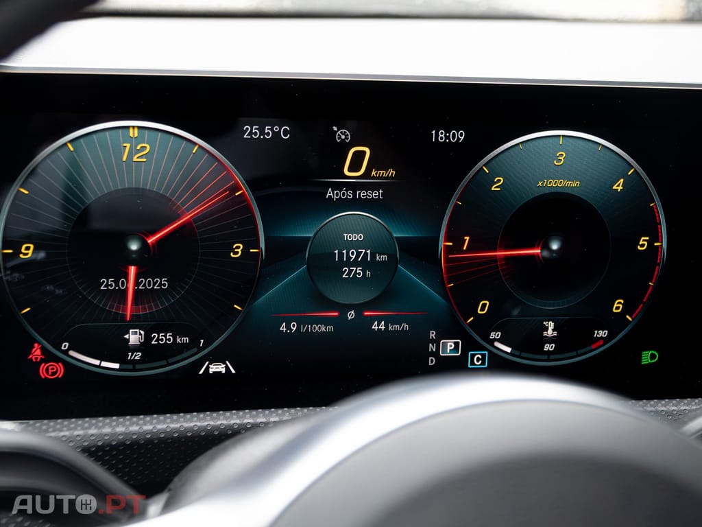 Mercedes-Benz A 180 d AMG Line PACK NIGHT