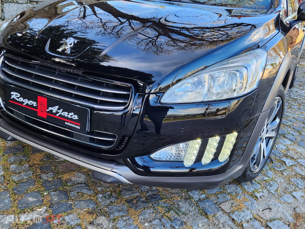 Peugeot 508 RXH 2.0 HDi Hybrid4 2-Tronic