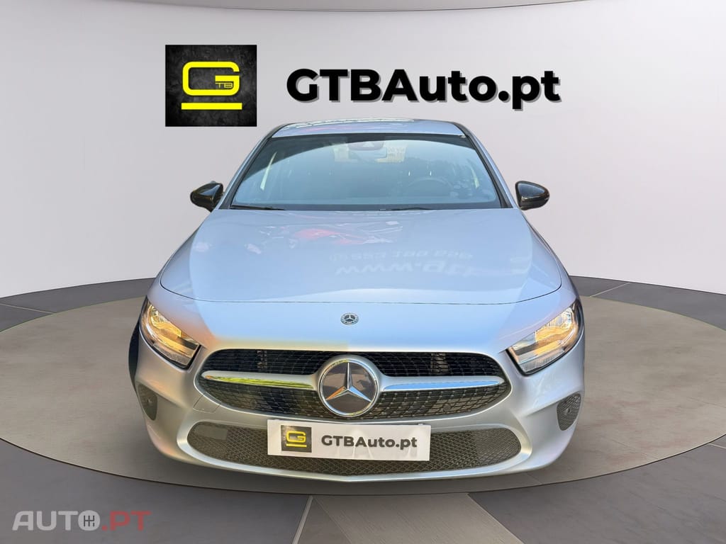 Mercedes-Benz A 180 D STYLE DCT 