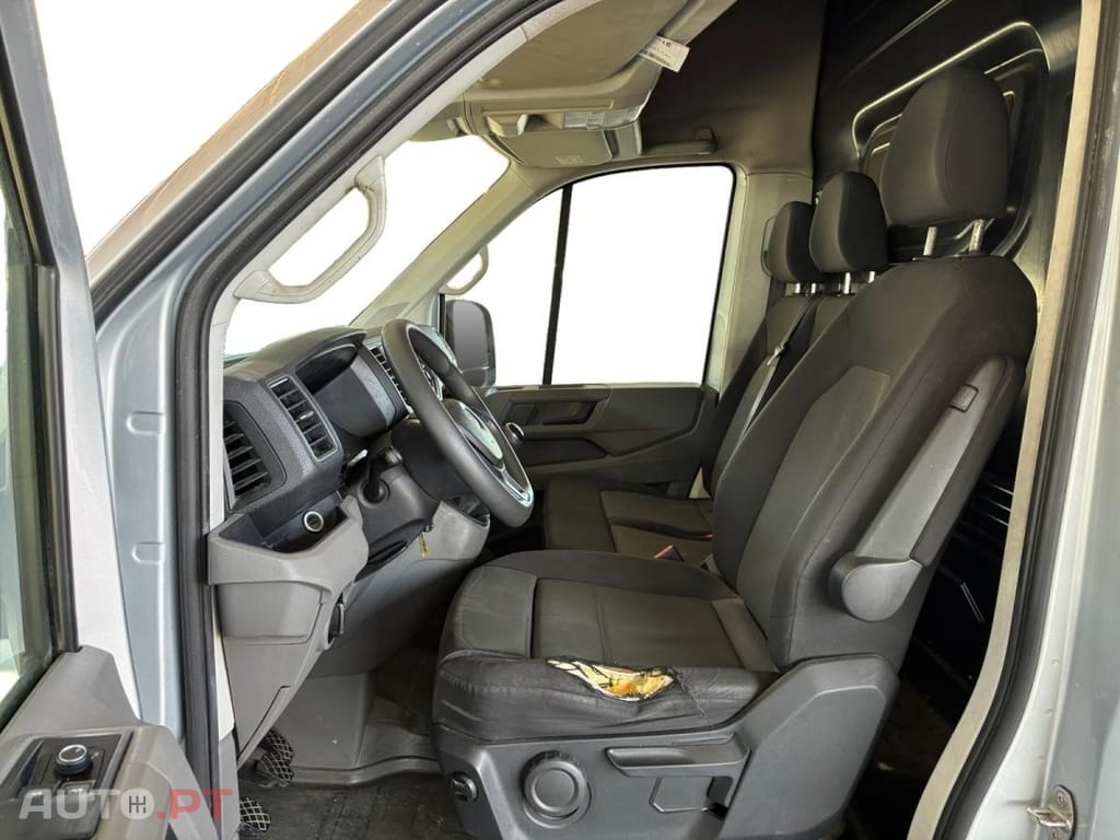 Volkswagen Crafter 2.0 TDI L3H3 Business Line Plus