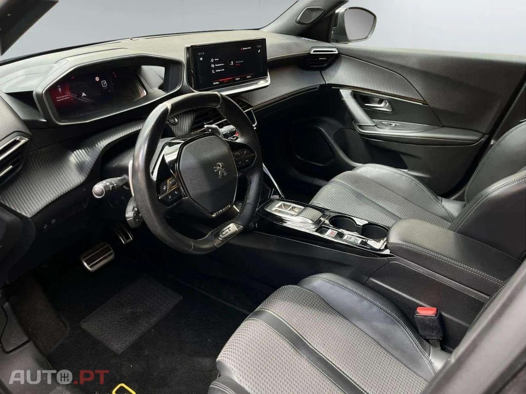 Peugeot 2008 GTLINE 1.5 BlueHdi EAT8