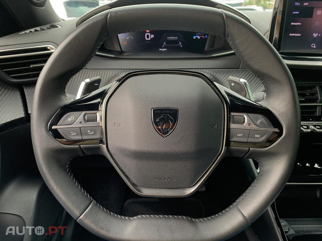 Peugeot 2008 1.5 BlueHDi Allure EAT8