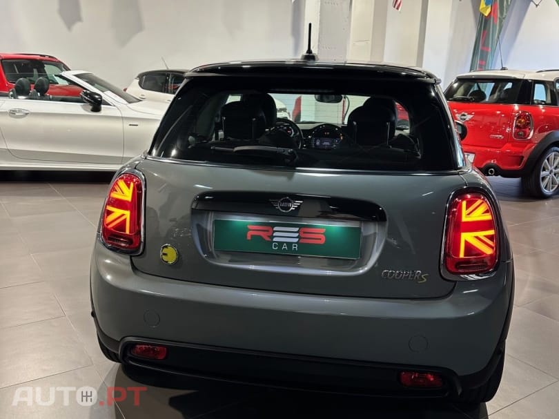 MINI Cooper Cooper SE
