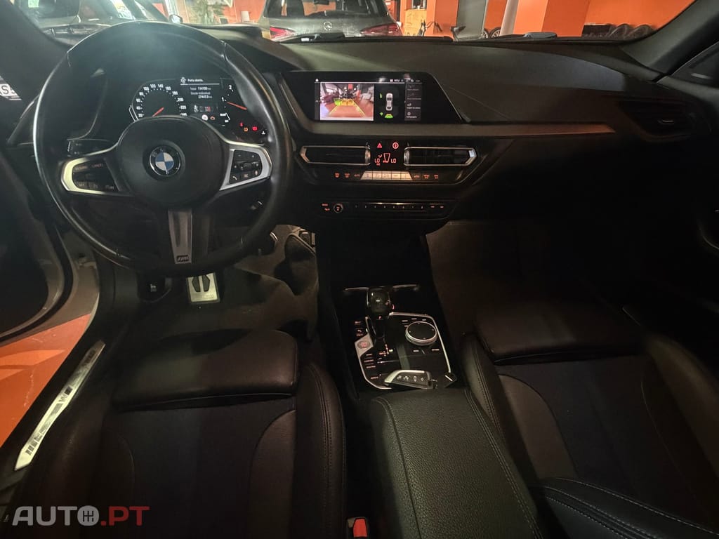 BMW 216 d Pack Desportivo M
