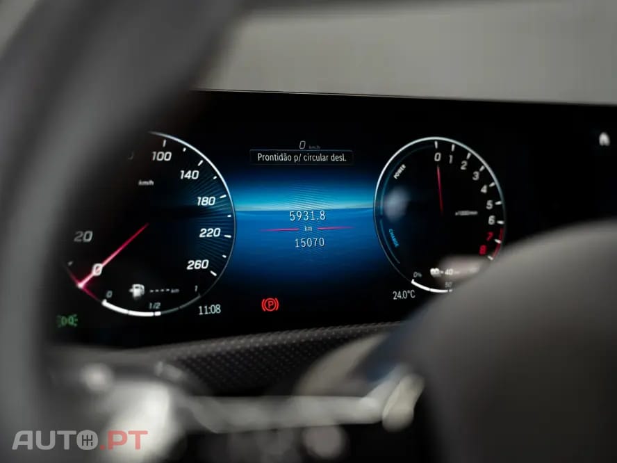 Mercedes-Benz A 250 e AMG Line