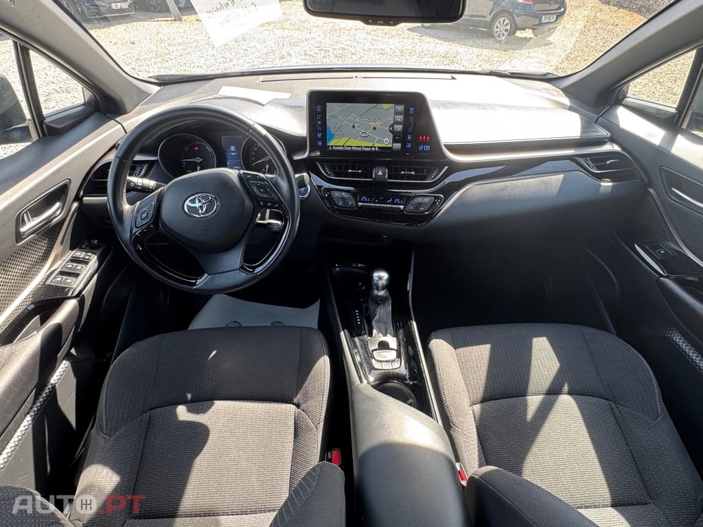 Toyota C-HR 1.8 Hybrid Exclusive