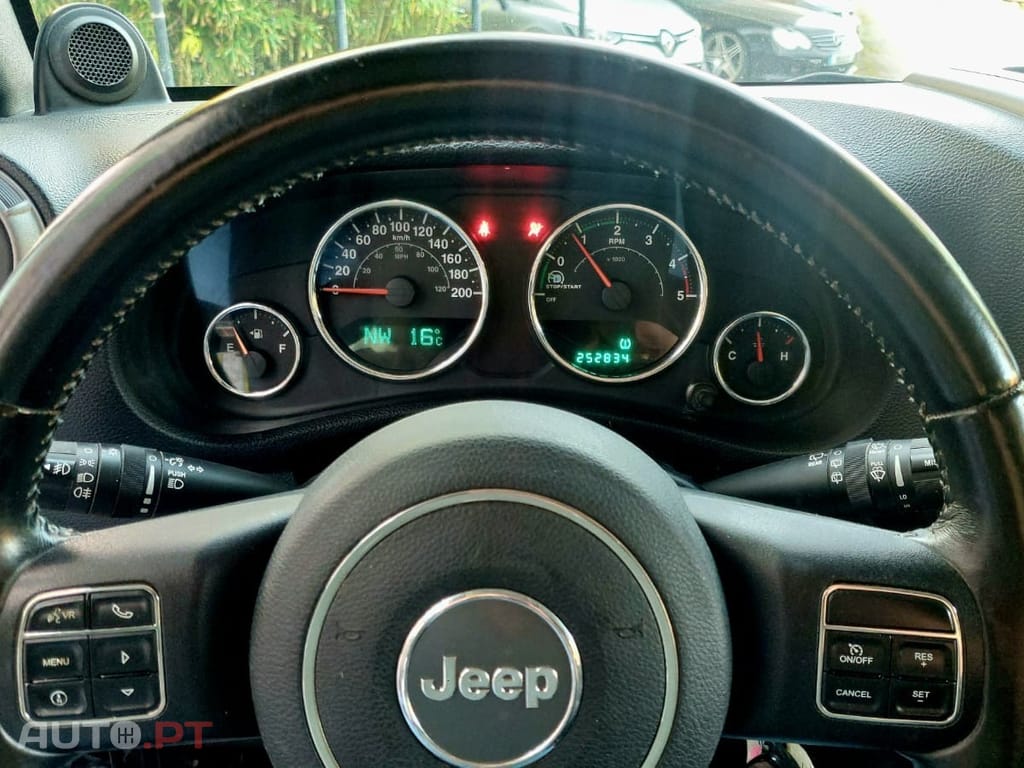 Jeep Wrangler SPORT