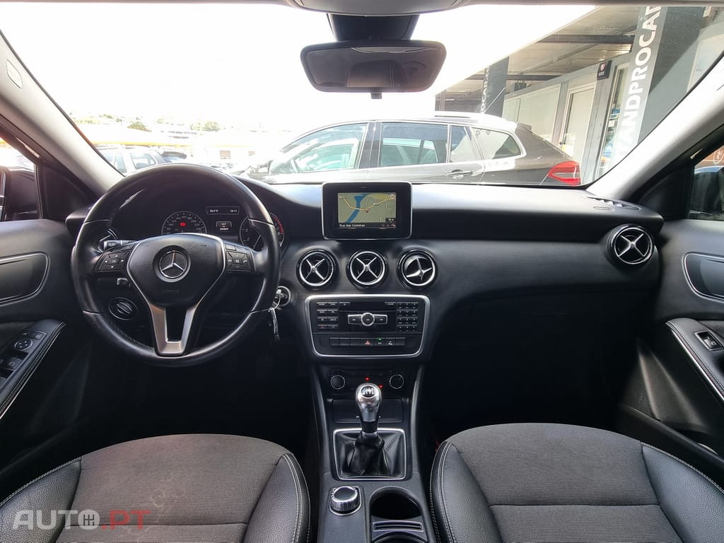 Mercedes-Benz A 180 Dynamic Edition