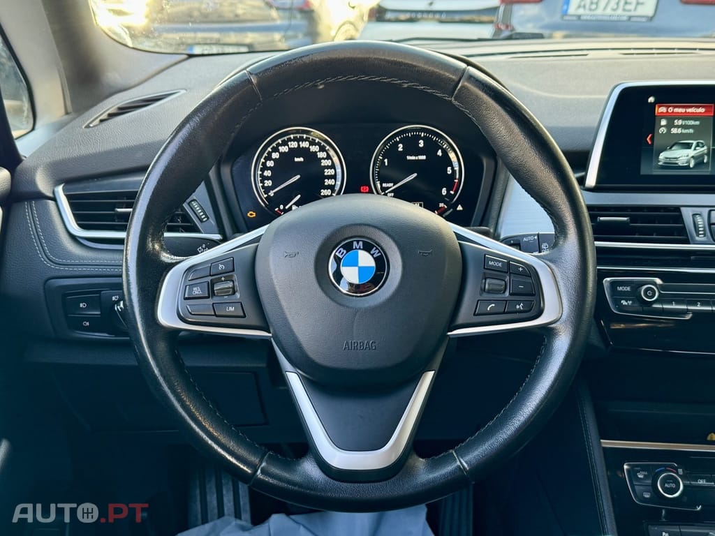 BMW 216 d 7L Line Sport