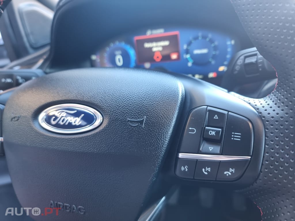 Ford Puma 1.0 EcoBoost mHEV ST-Line