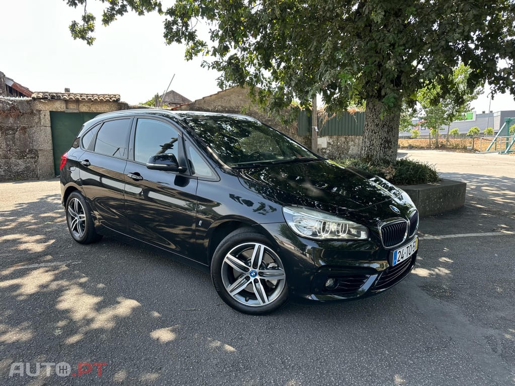 BMW 225 xe Line Sport