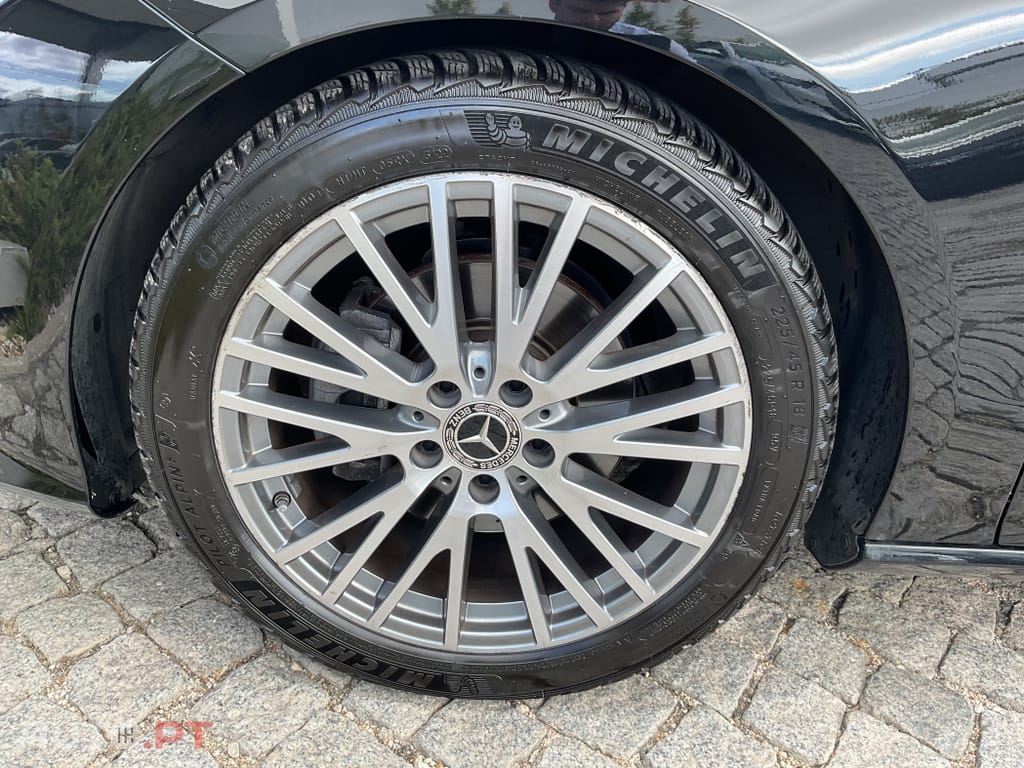Mercedes-Benz CLA 180 d Shooting Brake Business Solutions.Grande Frota Aut.