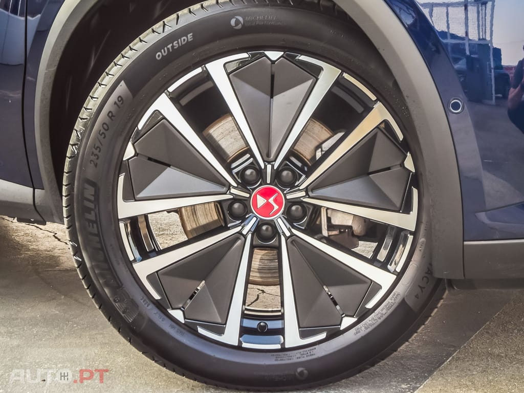DS DS7 Crossback E-TENSE PERFORMANCE LINE +
