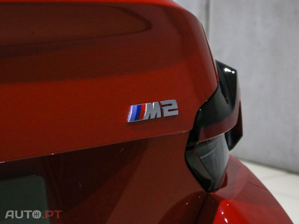BMW M2 Standard