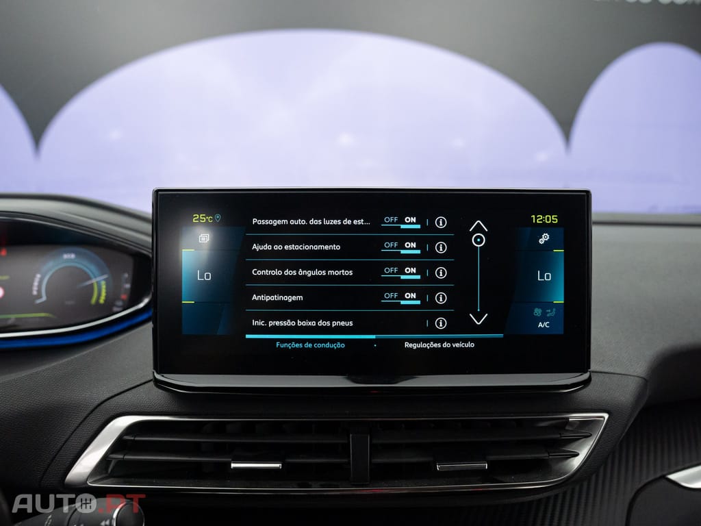 Peugeot 3008 1.6 Hybrid Allure e-EAT8