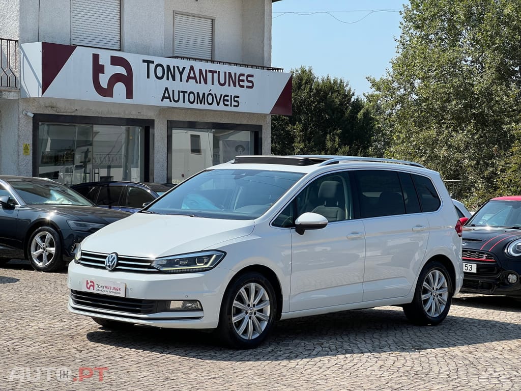 Volkswagen Touran 2.0 TDI Highline DSG