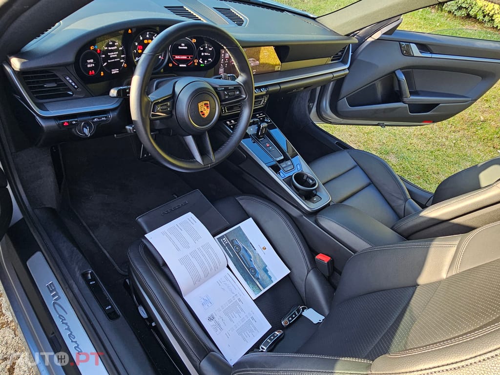 Porsche 911 992