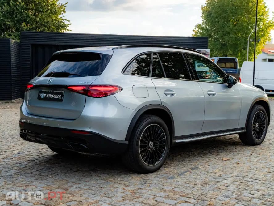 Mercedes-Benz GLC 300 e 4Matic 9G-TRONIC AMG Line Advanced