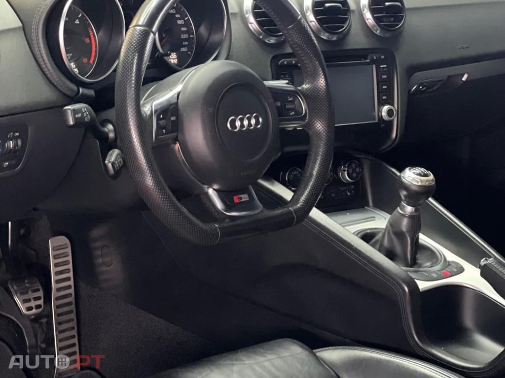 Audi TT 2.0 TDI quattro S-line