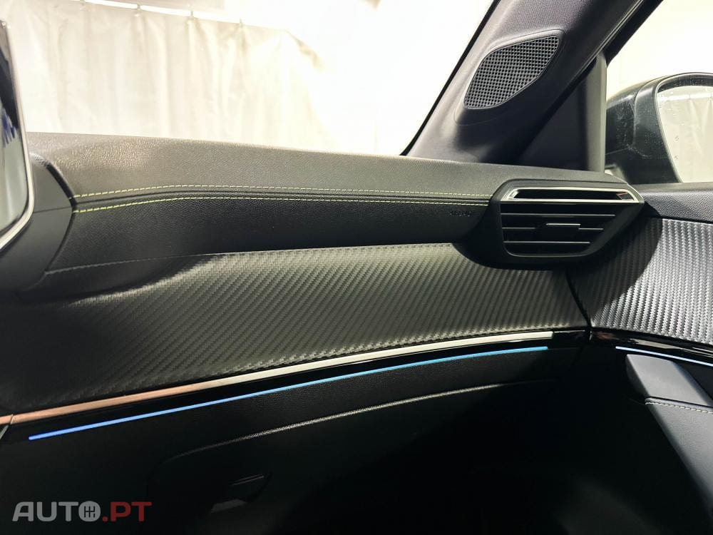 Peugeot E-208 50 kWh GT Pack