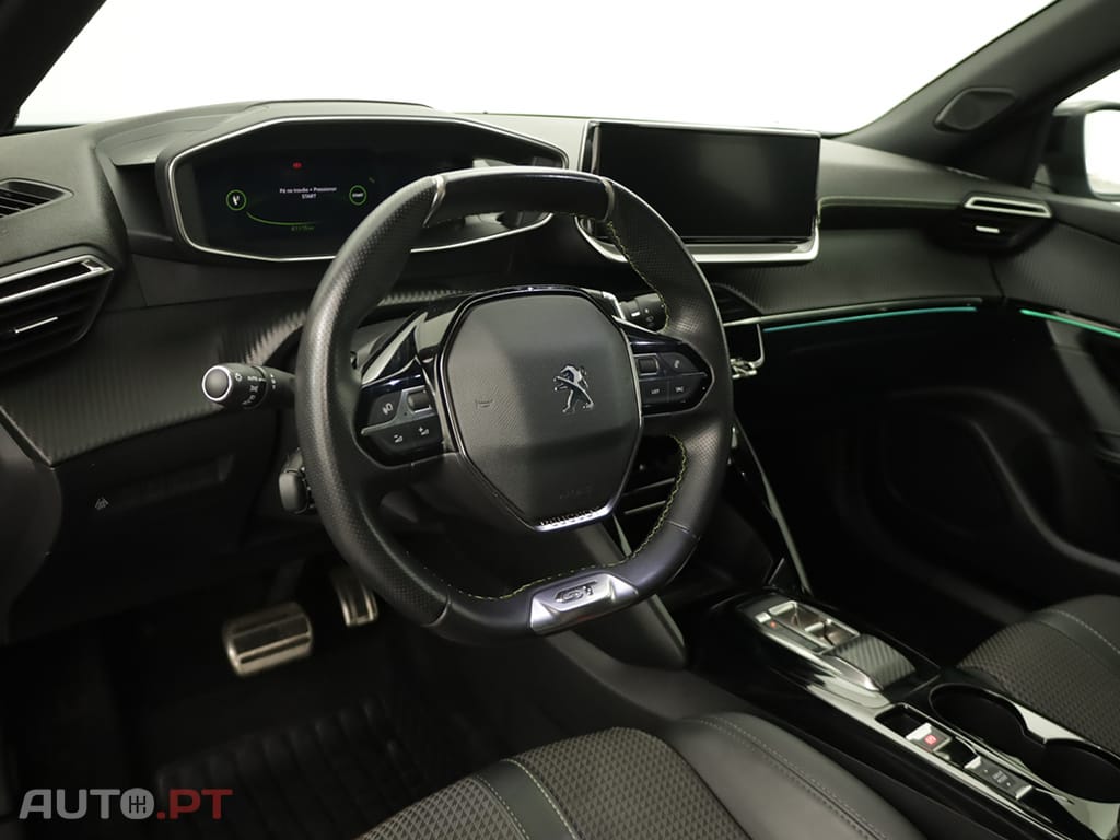 Peugeot 2008 2008 1.2 PureTech Allure Pack EAT8