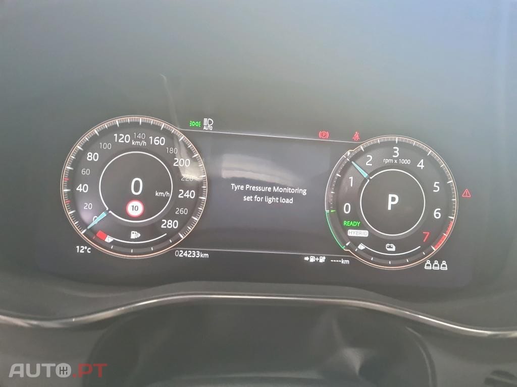 Jaguar F-Pace 2.0 P400e AWD SE