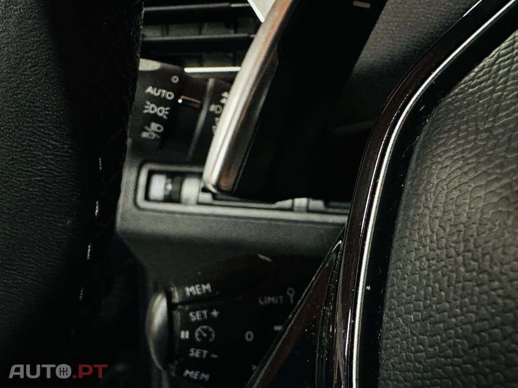 Peugeot 3008 1.2 PureTech Allure EAT8