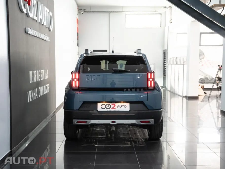 Fiat Grande Panda 1.2 Hybrid La Prima eDCT