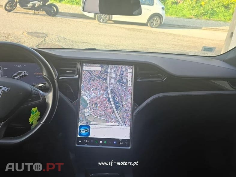 Tesla Model S 75D AWD