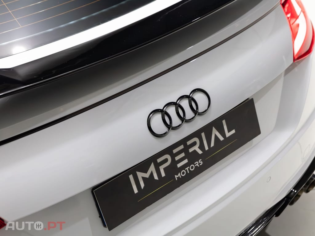Audi TT 2.0 TFSI S-line S tronic