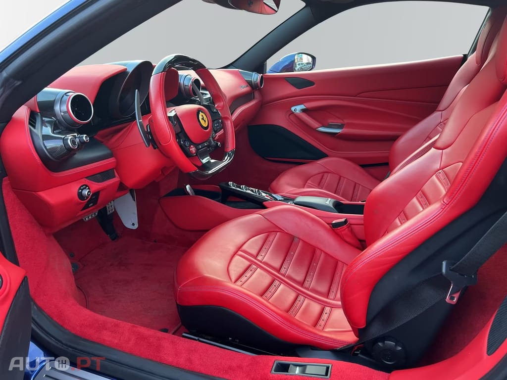 Ferrari F8 DCT