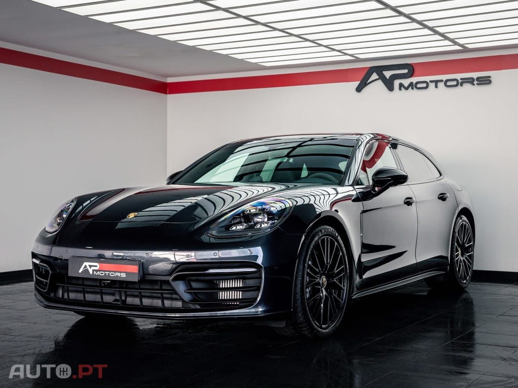 Porsche Panamera 4 E-Hybrid Platinum Edition