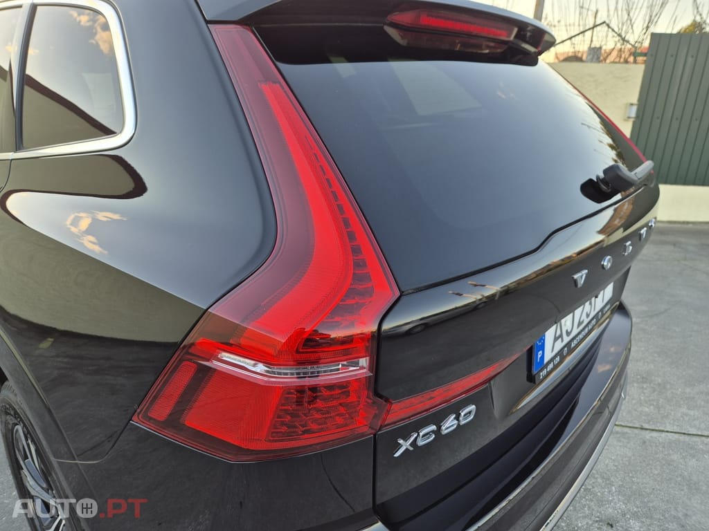 Volvo XC60 2.0 T6 PHEV Inscription AWD