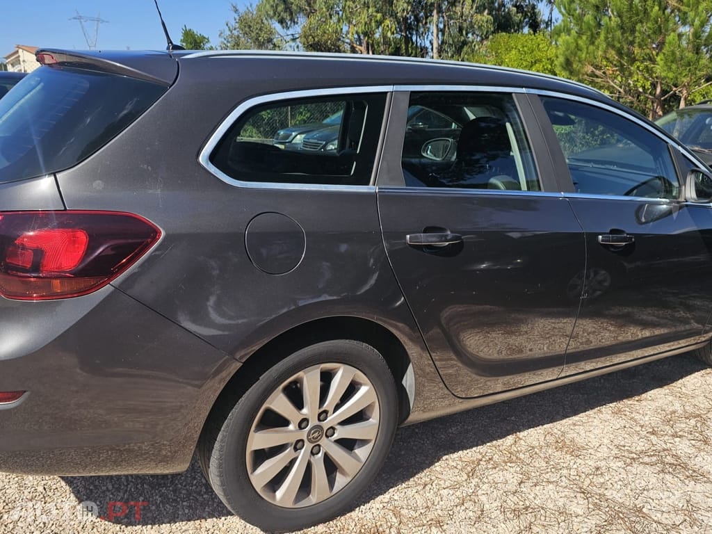 Opel Astra 1.7 CDTi Cosmo Start/Stop