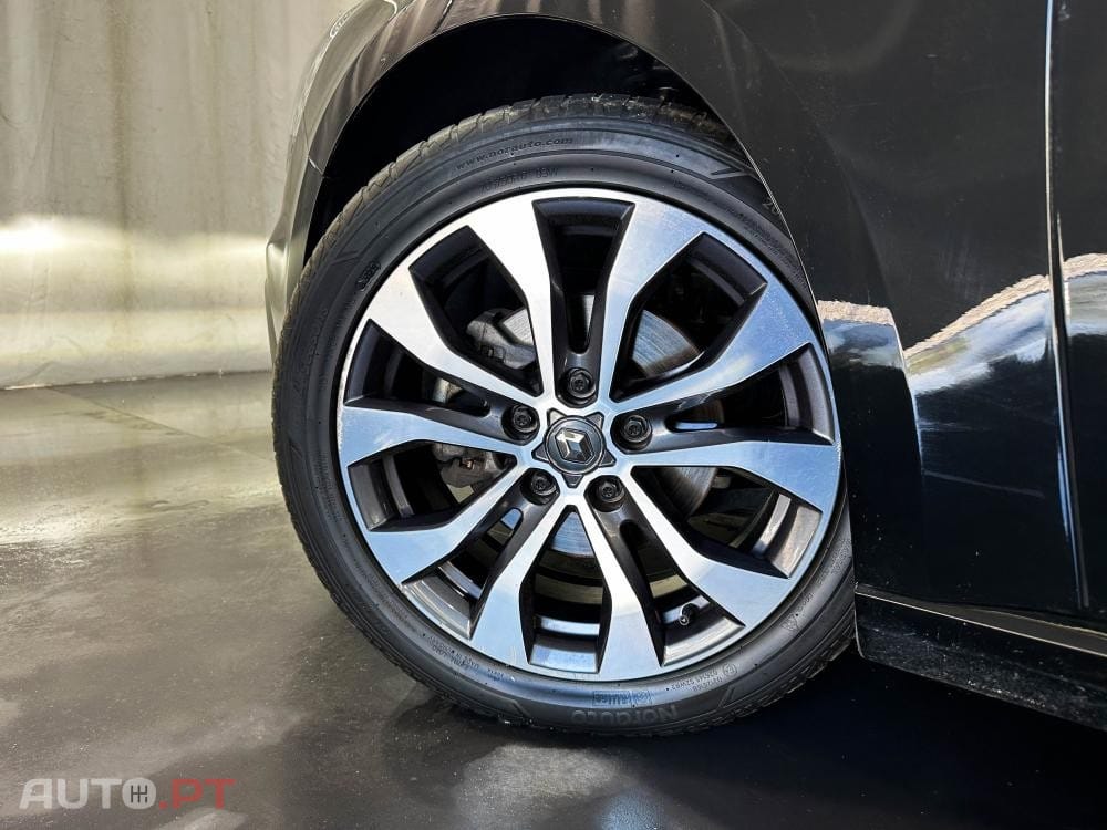 Renault Mégane TCe 140 GPF EDC TECHNO