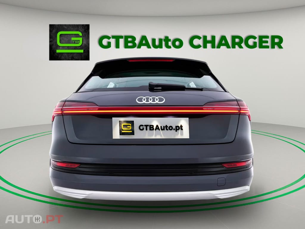 Audi E-Tron I.V.A DEDUTIVEL 