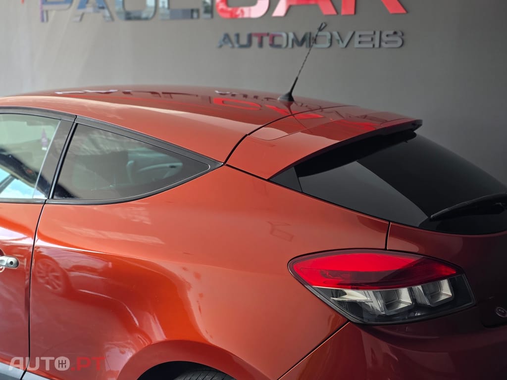 Renault Mégane Coupe 1600cc coupê
