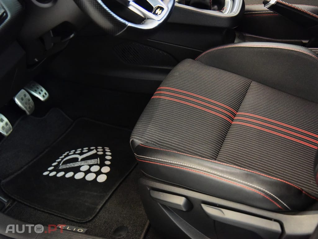 Renault Clio 1.0 TCe RS Line