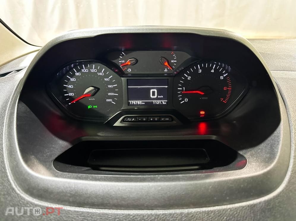 Peugeot Partner 1.6 BlueHDi 100cv L1H1